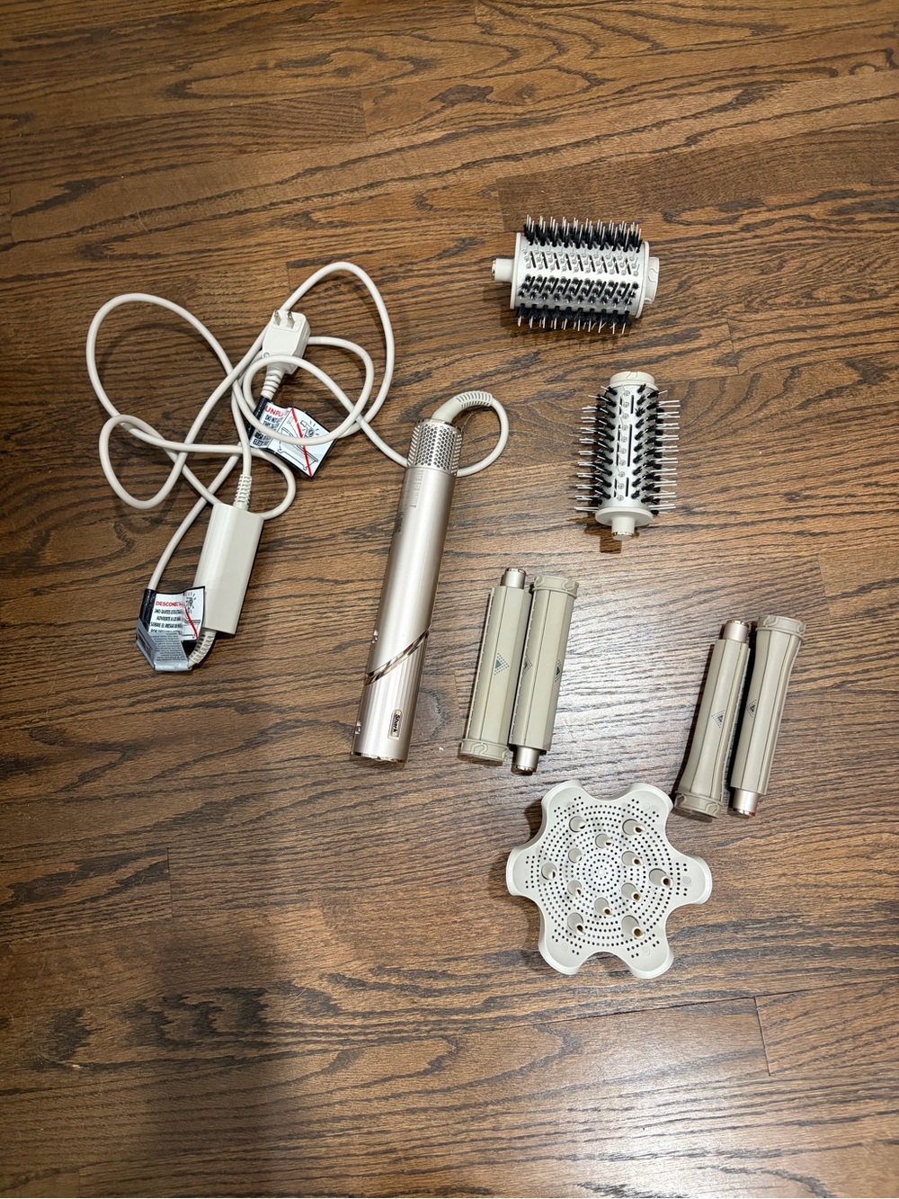 $349 - Shark FlexStyle including shown attachments plus case - PRE-OWNED - Picture 5 of 14